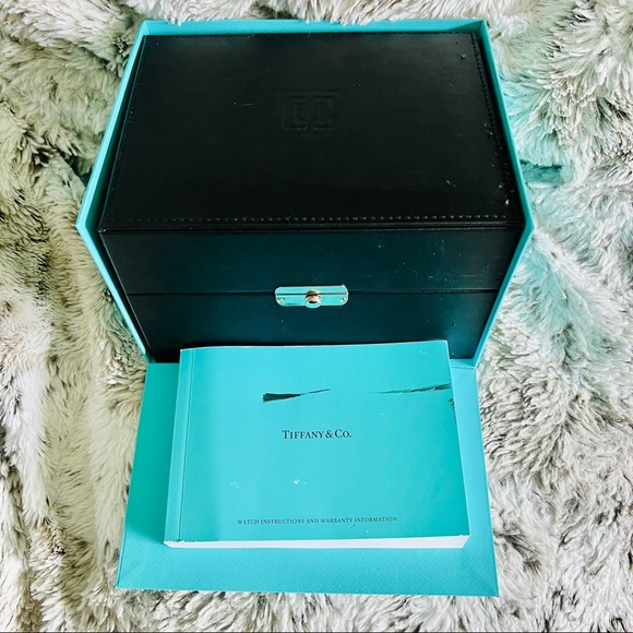 Tiffany Atlas 2-Hand 24 mm Diamond Watch - Picture 7 of 8